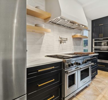 The Essential Guide to Choosing the Right Kitchen Appliances for Your Home The Essential Guide to Choosing the Right Kitchen Appliances for Your Home